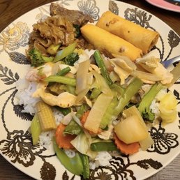 Pad-See-Ew, Thai egg rolls and 3 of a kind.