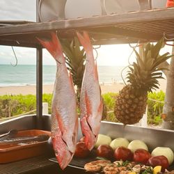 Gili's Beach Club - Open Fire Kitchen