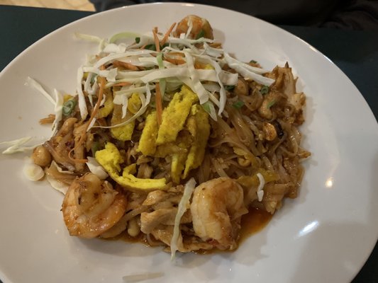 Thai Diner by null