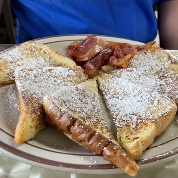 B&N Diner - French toast and bacon - Breakfast & Brunch Near Me - Lafayette, Indiana
