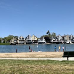 Parkside Aquatic Park - Man-made beach area