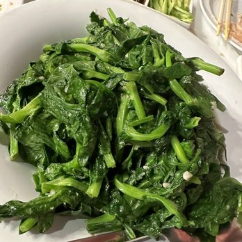 Peking Impression - Sautéed garlic vegetable - Chinese Near Me - Houston, Texas