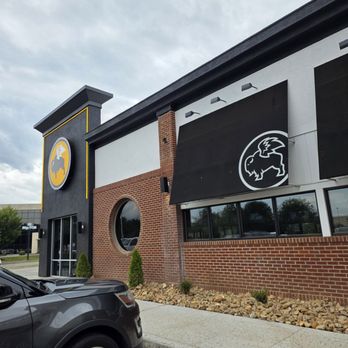 Buffalo Wild Wings - The side of the restaurant with the main entrance on the other side of the left corner. - Chicken Wings Near Me - Roanoke, Virginia