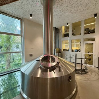 Huisbrouwerij De Halve Maan - Breweries Near Me - Bruges, VWV