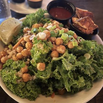 Beelman's - Buddha Bowl (dressing on side) - Pubs Near Me - Los Angeles, California Beelman's - Buddha Bowl (dressing on side) - Pubs Near Me - Los Angeles, California
