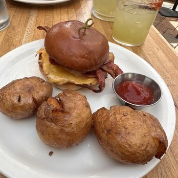 Paloma - Breakfast Sando - Cocktail Bars Near Me - Santa Barbara, California