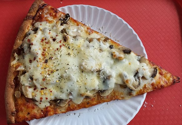 Cheesy Pizza by null