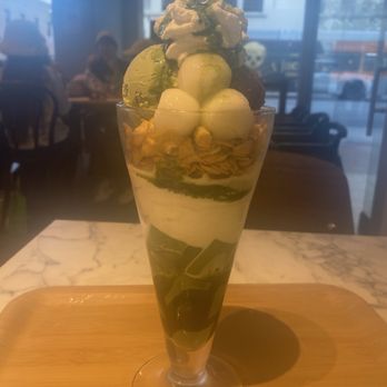 Nana's Green Tea - Matcha Parfait - Cafes Near Me - Pasadena, California