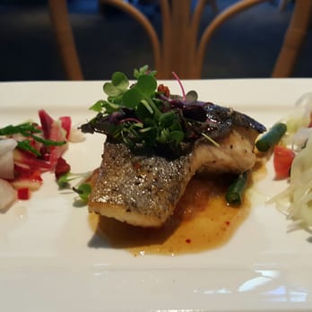 Ka Ikena Laua'e Restaurant - Another starter of pickled papaya, crispy skin fish and I forgot what the 3rd one was - American Near Me - Honolulu, Hawaii