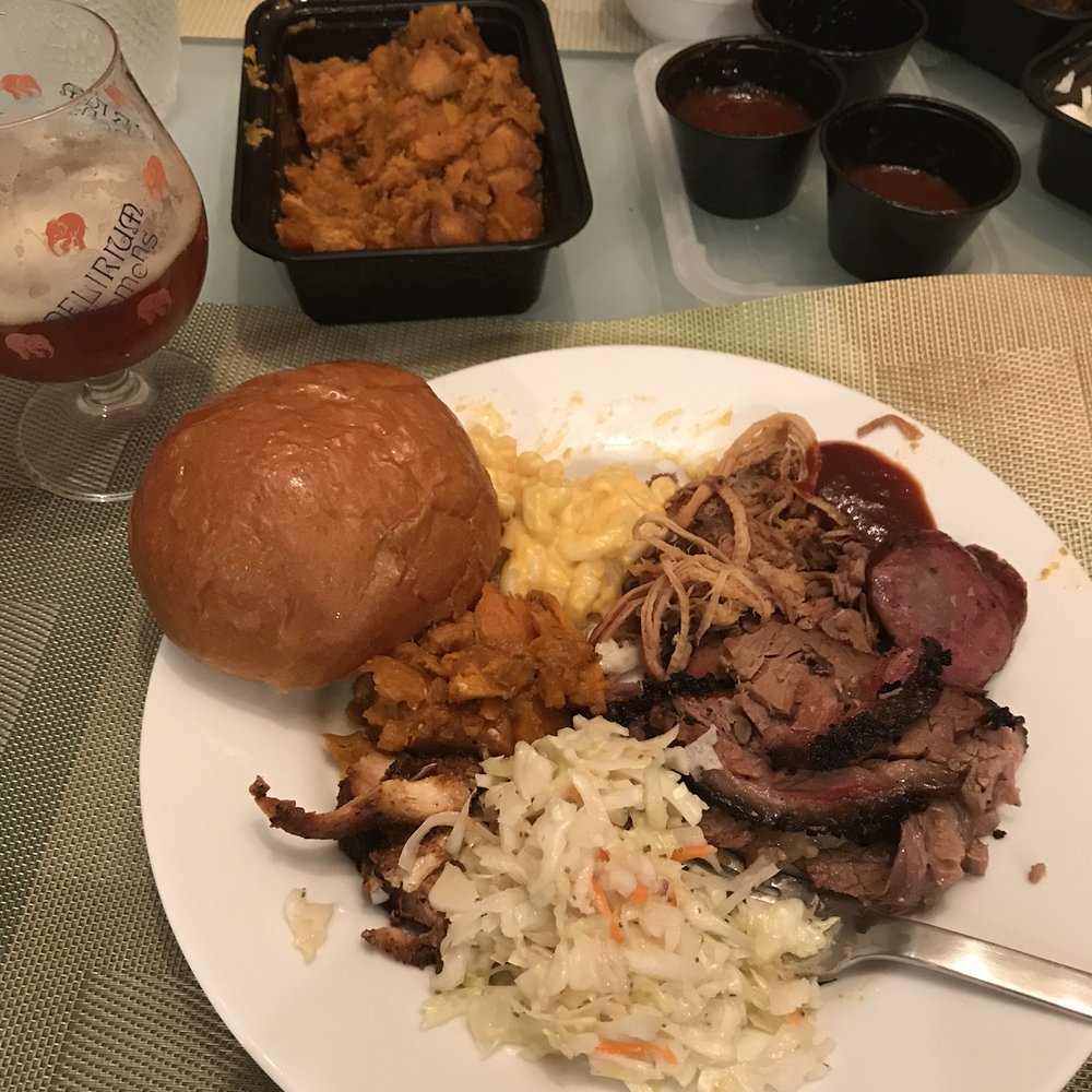 HammerDown BBQ - perfect with a glass of beer! - Barbeque Near Me - Aldie, Virginia