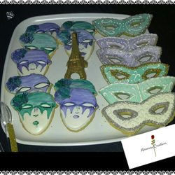 Mirrarose Creations - Masquerade Themed Cookies