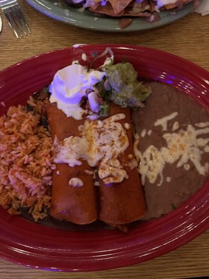 Yuyo's Pizza & Mexican Kitchen by null