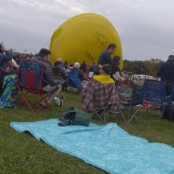 Balloon Festival - Ballon deflating because of supposed coming rain with clear mid evening skies
