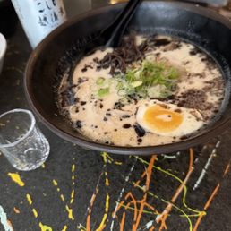 Black Tonkotsu Black Tonkotsu