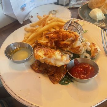 Bluewater Grill - Temecula - Lobster with French fries and spinach - Seafood Near Me - Temecula, California