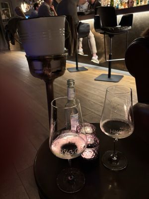 HYGGE Brasserie & Bar by null