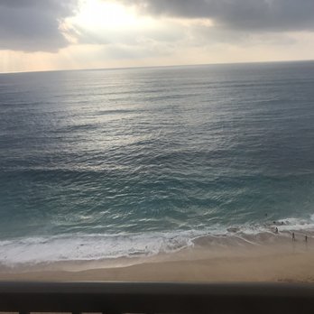 Papaoneone Beach - Ocean front from my balcony at the Hawaiian princess building. - Beaches Near Me - Waianae, Hawaii