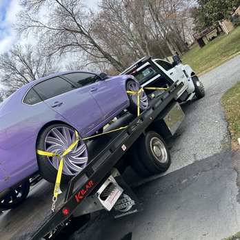 3D’s Towing & Recovery - Chevy impala going for a check up - Towing Near Me 3D’s Towing & Recovery - Chevy impala going for a check up - Towing Near Me
