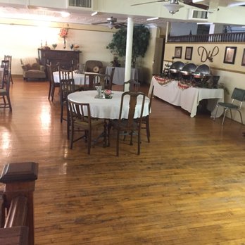 Amelia's Attic - Antiques Near Me - Gainesville, Texas Amelia's Attic - Antiques Near Me - Gainesville, Texas