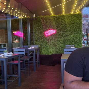 Industry Kitchen - Outside patio - American Near Me - New York, New York