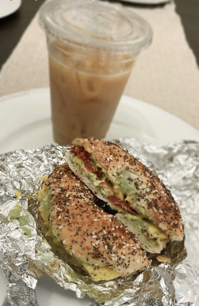 FUNNY FARM COFFEE 33 Photos & 29 Reviews 29 E High St, Lawrenceburg