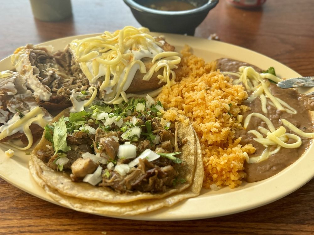 Food from Las Brisas