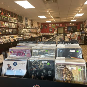 Long Live Vinyl Records - New items right in front - Vinyl Records Near Me - Palos Park, Illinois Long Live Vinyl Records - New items right in front - Vinyl Records Near Me - Palos Park, Illinois