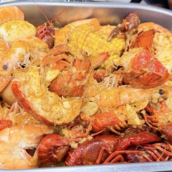 Shack & Boil - Combo E with house special sauce - Cajun/Creole Near Me - Hemet, California Shack & Boil - Combo E with house special sauce - Cajun/Creole Near Me - Hemet, California