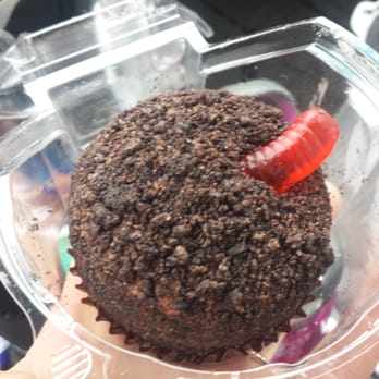 Cupcake Bakery - Cup of mud cupcake - Cupcakes Near Me - Eagan, Minnesota
