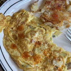 Cafe B&B - Omelet & Homefries