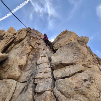 Cliffhanger Guides - Climbing Near Me - Joshua Tree, California Cliffhanger Guides - Climbing Near Me - Joshua Tree, California