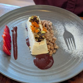 Taste - New American Near Me - Plymouth, California