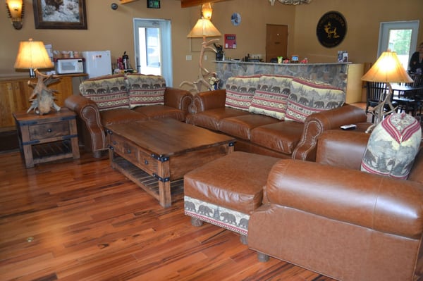 Cowlitz River Lodge by null