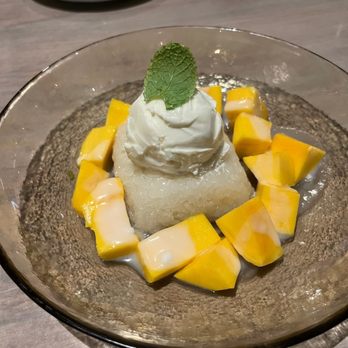 Ka Thai - Sweet Sticky Rice with Mango - Thai Near Me - Dallas, Texas
