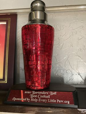 Silver Corner Bar by null