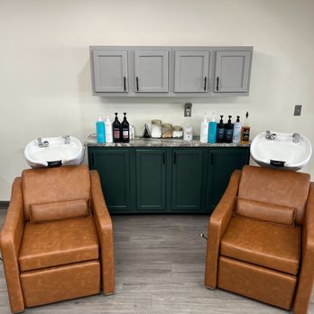 Dreamas Hair Designs - Hair Salons Near Me - Nazareth, Pennsylvania Dreamas Hair Designs - Hair Salons Near Me - Nazareth, Pennsylvania