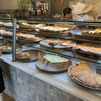 Che Pizza - Pizza Near Me - Metuchen, New Jersey