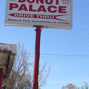 The Donut Palace - a donut palace drive thru sign - Donuts Near Me - Maryville, Tennessee The Donut Palace - a donut palace drive thru sign - Donuts Near Me - Maryville, Tennessee