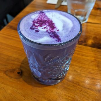 Berkeley Social Club - Ube latte - Breakfast & Brunch Near Me - Berkeley, California