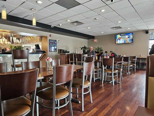 Luna's Italian & Latin Cuisine Restaurant by null