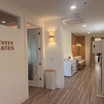 Longevity Pilates Kiawah - What you see when you walk in - Pilates Near Me - Charleston, South Carolina Longevity Pilates Kiawah - What you see when you walk in - Pilates Near Me - Charleston, South Carolina