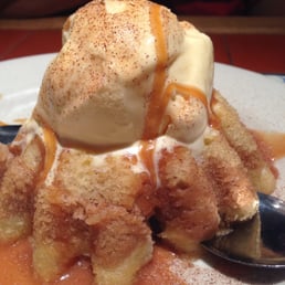 Cinnamon Molten Cake