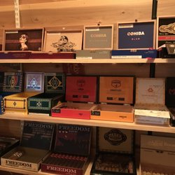 Manhattan Cigar Lounge