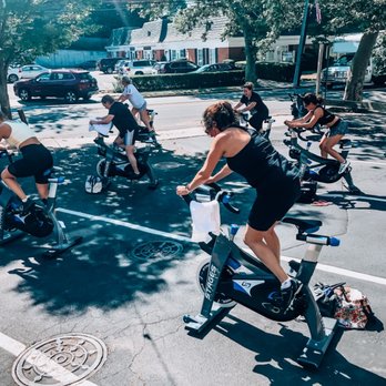 Firm Athletics - Outdoor spin class - Cycling Classes Near Me - Locust Valley, New York
