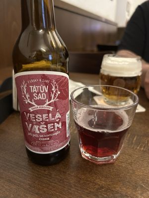 Lokál Dlouhááá by null