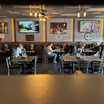 Rep's Place - Dining Room (TV sound off captioning off) - Sports Bars Near Me - Rolling Meadows, Illinois Rep's Place - Dining Room (TV sound off captioning off) - Sports Bars Near Me - Rolling Meadows, Illinois