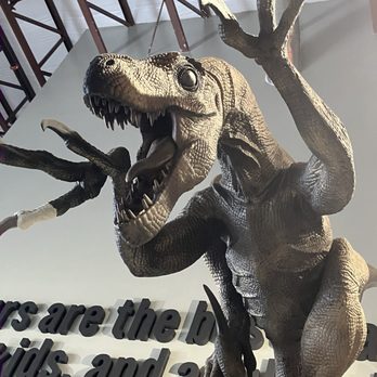 Indiana Dinosaur Museum - Children's Museums Near Me - South Bend, Indiana