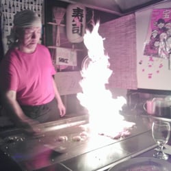 Fuji Teppan-Yaki - Our awesome chef setting the prawns on fire