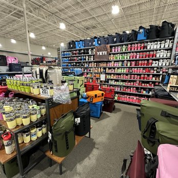 DICK'S Sporting Goods - Outdoor Gear Near Me - Roseville, California DICK'S Sporting Goods - Outdoor Gear Near Me - Roseville, California
