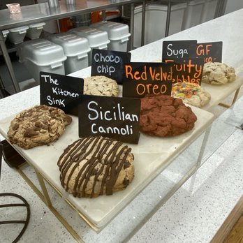 Nitro Cream & Crumbz - Ice Cream & Frozen Yogurt Near Me - Middletown, Connecticut